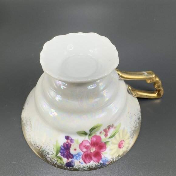Vintage German Porcelain Teacup And Saucer Set Flower Pattern Gold Accent Decor - Picture 7 of 12